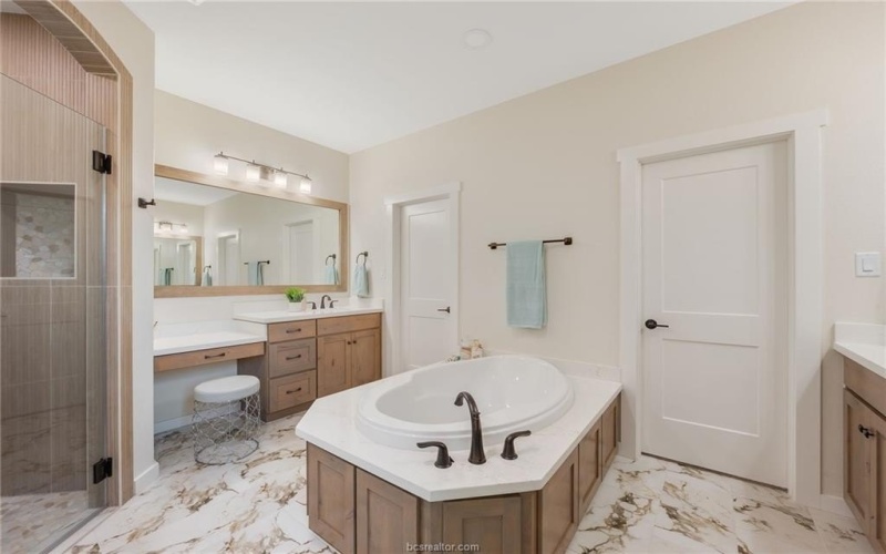 7888 Mathis Creek Drive, Bryan, TX 77808, 4 Bedrooms Bedrooms, ,3 BathroomsBathrooms,Residential,For Sale,7888 Mathis Creek Drive,0,25009938