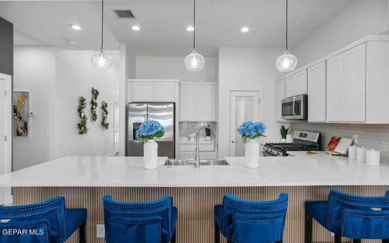 1119 Bronze Hill Avenue, Sunland Park, NM 88063, 5 Habitaciones Habitaciones , ,5 BañosBaños,Residential,En Venta,1119 Bronze Hill Avenue,0,930536