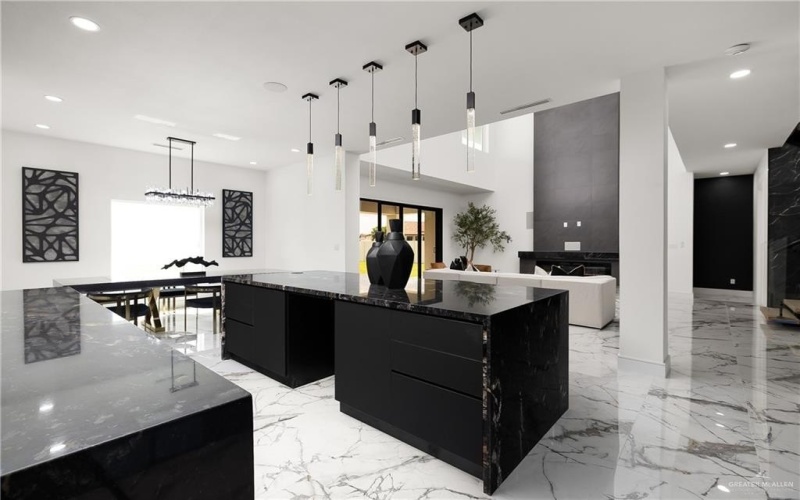 4648 Estancia Parkway, McAllen, TX 78504, 4 Habitaciones Habitaciones , ,3 BañosBaños,Residential,En Venta,4648 Estancia Parkway,0,481195