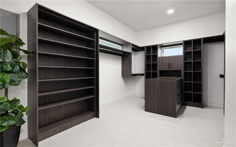 4648 Estancia Parkway, McAllen, TX 78504, 4 Habitaciones Habitaciones , ,3 BañosBaños,Residential,En Venta,4648 Estancia Parkway,0,481195