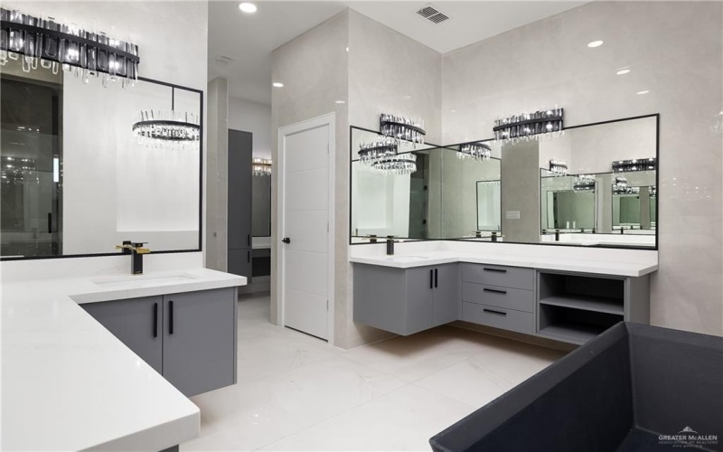 4648 Estancia Parkway, McAllen, TX 78504, 4 Habitaciones Habitaciones , ,3 BañosBaños,Residential,En Venta,4648 Estancia Parkway,0,481195