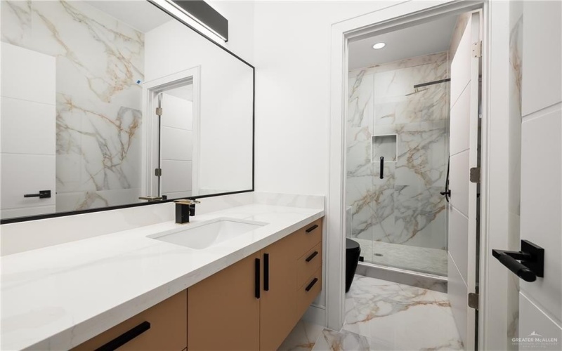 4648 Estancia Parkway, McAllen, TX 78504, 4 Habitaciones Habitaciones , ,3 BañosBaños,Residential,En Venta,4648 Estancia Parkway,0,481195