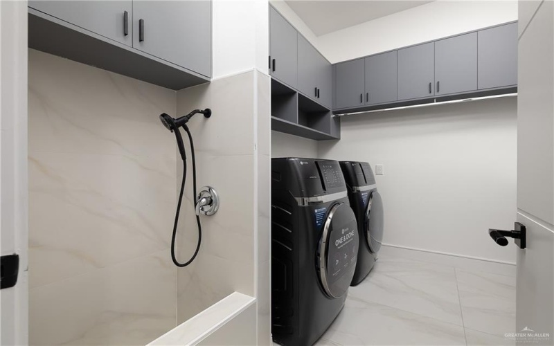 4648 Estancia Parkway, McAllen, TX 78504, 4 Habitaciones Habitaciones , ,3 BañosBaños,Residential,En Venta,4648 Estancia Parkway,0,481195