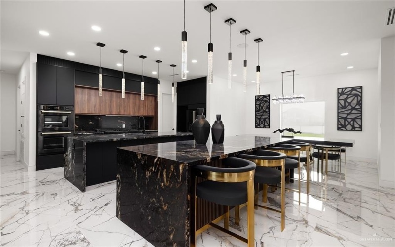 4648 Estancia Parkway, McAllen, TX 78504, 4 Habitaciones Habitaciones , ,3 BañosBaños,Residential,En Venta,4648 Estancia Parkway,0,481195