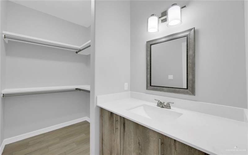 504 Bridget Street, Weslaco, TX 78596, 4 Habitaciones Habitaciones , ,2 BañosBaños,Residential,En Venta,504 Bridget Street,0,481234