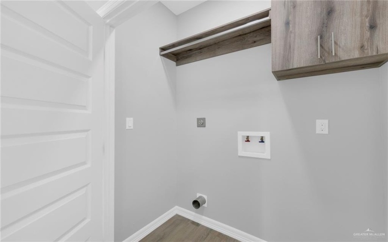 612 Bridget Street, Weslaco, TX 78596, 4 Bedrooms Bedrooms, ,2 BathroomsBathrooms,Residential,For Sale,612 Bridget Street,0,481238