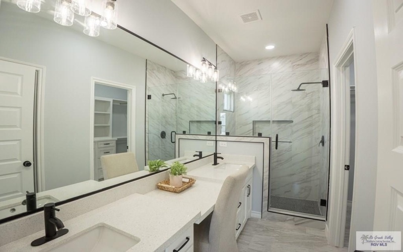 806 BEANKA DR #LOT 42, LA FERIA, TX 78559, 4 Habitaciones Habitaciones , ,2 BañosBaños,Residential,En Venta,806 BEANKA DR,0,29768589