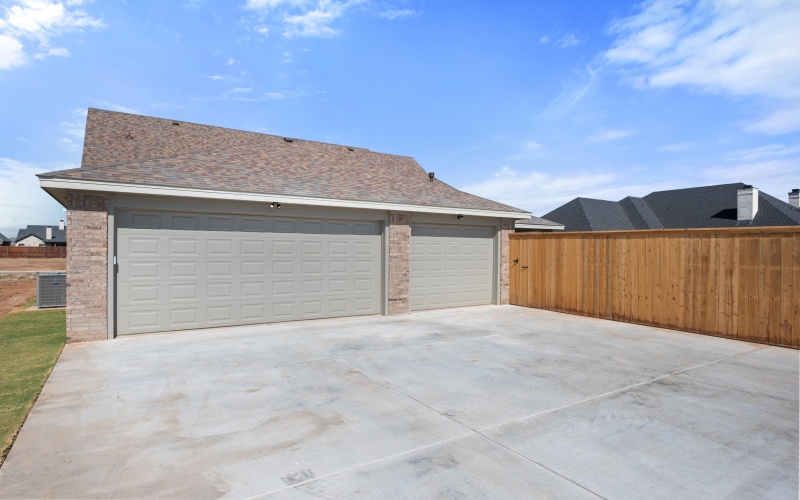 4605 141st Street, Lubbock, TX 79424, 4 Bedrooms Bedrooms, ,3 BathroomsBathrooms,Residential,For Sale,4605 141st Street,0,202560658