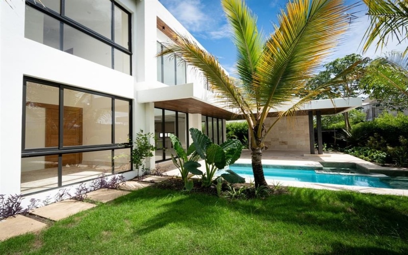 22 Isla Verde, Punta Cana, 23000, 6 Bedrooms Bedrooms, ,6 BathroomsBathrooms,Residential,For Sale,22 Isla Verde,0,21061167