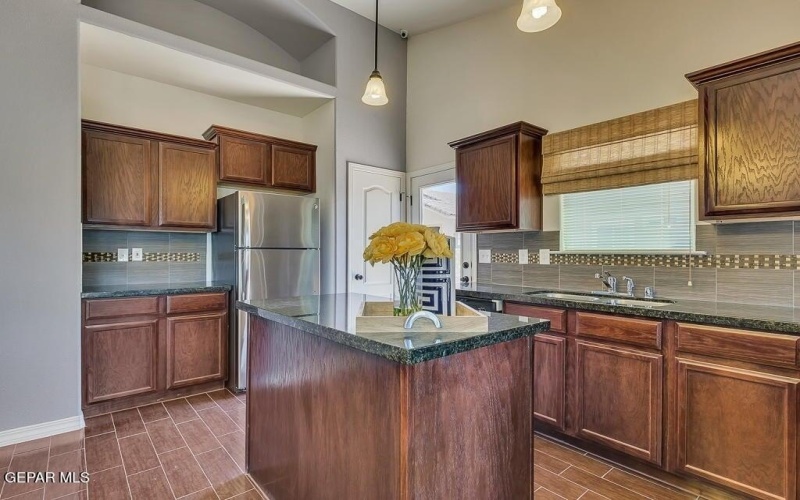13880 Vicky Brewer Avenue, Horizon City, TX 79928, 4 Habitaciones Habitaciones , ,2 BañosBaños,Residential,En Venta,13880 Vicky Brewer Avenue,918799