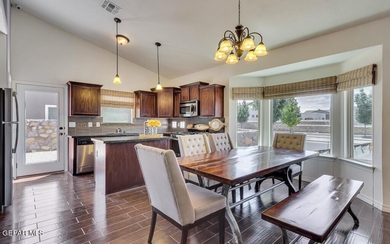 13880 Vicky Brewer Avenue, Horizon City, TX 79928, 4 Habitaciones Habitaciones , ,2 BañosBaños,Residential,En Venta,13880 Vicky Brewer Avenue,918799