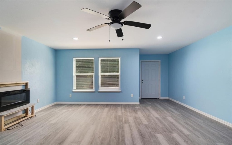 610 W Austin Street, Paris, TX 75460, 3 Habitaciones Habitaciones , ,2 BañosBaños,Residential,En Venta,610 W Austin Street,0,21061512