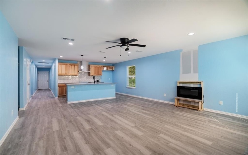 610 W Austin Street, Paris, TX 75460, 3 Habitaciones Habitaciones , ,2 BañosBaños,Residential,En Venta,610 W Austin Street,0,21061512