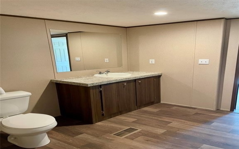 6032 Texas Trail, Granbury, TX 76048, 4 Bedrooms Bedrooms, ,2 BathroomsBathrooms,Residential,For Sale,6032 Texas Trail,0,21062484