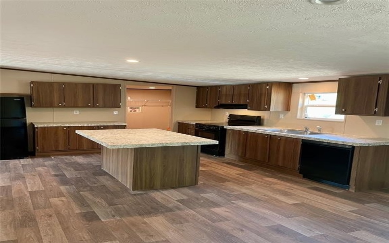6032 Texas Trail, Granbury, TX 76048, 4 Bedrooms Bedrooms, ,2 BathroomsBathrooms,Residential,For Sale,6032 Texas Trail,0,21062484
