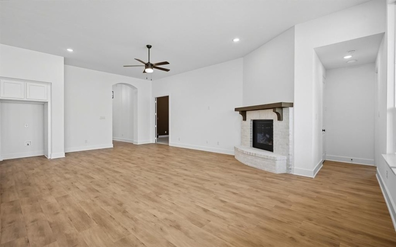 552 Station Drive, Waxahachie, TX 75167, 4 Bedrooms Bedrooms, ,3 BathroomsBathrooms,Residential,For Sale,552 Station Drive,0,21062557