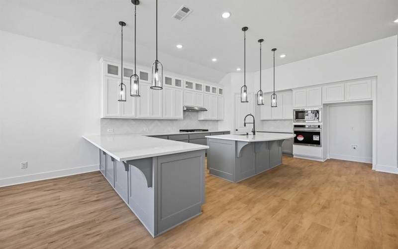 552 Station Drive, Waxahachie, TX 75167, 4 Bedrooms Bedrooms, ,3 BathroomsBathrooms,Residential,For Sale,552 Station Drive,0,21062557