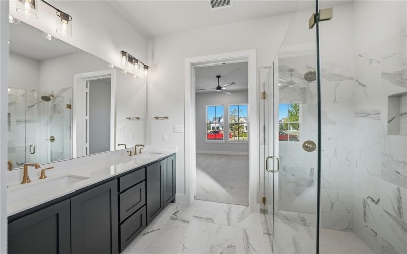 3881 Honeycutt Drive, Frisco, TX 75033, 4 Habitaciones Habitaciones , ,3 BañosBaños,Residential,En Venta,3881 Honeycutt Drive,0,21062610