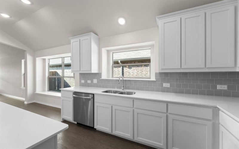 1141 Avery Road, Granbury, TX 76049, 3 Bedrooms Bedrooms, ,2 BathroomsBathrooms,Residential,For Sale,1141 Avery Road,0,21062653