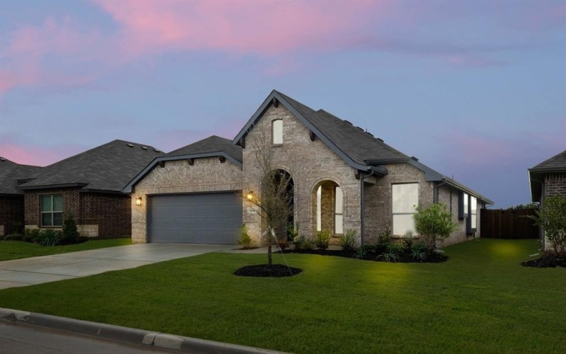 1141 Avery Road, Granbury, TX 76049, 3 Bedrooms Bedrooms, ,2 BathroomsBathrooms,Residential,For Sale,1141 Avery Road,0,21062653