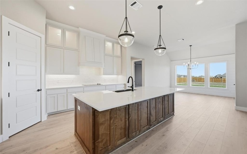 136 Grey Wolf, Godley, TX 76044, 4 Habitaciones Habitaciones , ,3 BañosBaños,Residential,En Venta,136 Grey Wolf,0,21062834