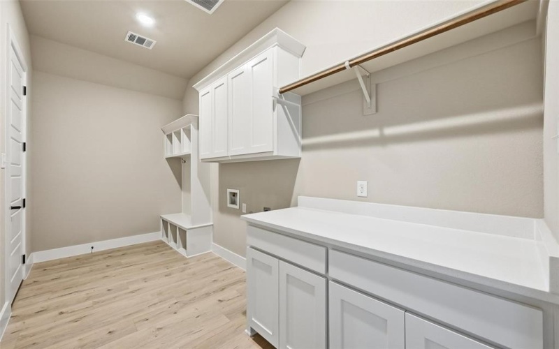 136 Grey Wolf, Godley, TX 76044, 4 Habitaciones Habitaciones , ,3 BañosBaños,Residential,En Venta,136 Grey Wolf,0,21062834