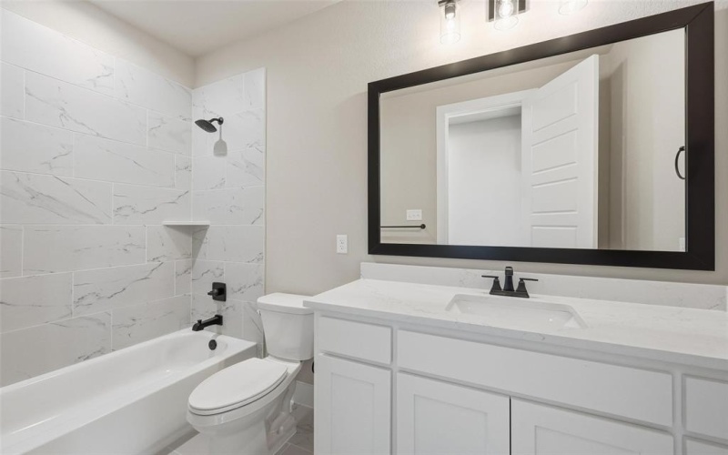 136 Grey Wolf, Godley, TX 76044, 4 Habitaciones Habitaciones , ,3 BañosBaños,Residential,En Venta,136 Grey Wolf,0,21062834