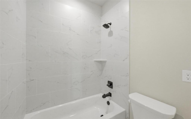 136 Grey Wolf, Godley, TX 76044, 4 Habitaciones Habitaciones , ,3 BañosBaños,Residential,En Venta,136 Grey Wolf,0,21062834