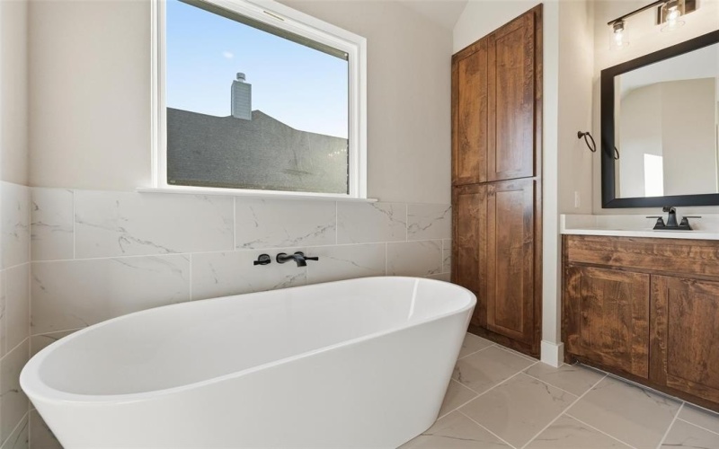 136 Grey Wolf, Godley, TX 76044, 4 Habitaciones Habitaciones , ,3 BañosBaños,Residential,En Venta,136 Grey Wolf,0,21062834