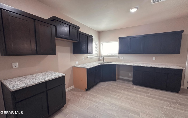 13381 CINDERFORD Avenue, Horizon City, TX 79928, 3 Bedrooms Bedrooms, ,2 BathroomsBathrooms,Residential,For Sale,13381 CINDERFORD Avenue,918815