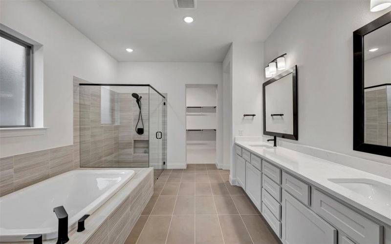 1949 Vantage Drive, Rockwall, TX 75087, 4 Bedrooms Bedrooms, ,3 BathroomsBathrooms,Residential,For Sale,1949 Vantage Drive,0,21063009