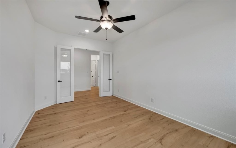 1949 Vantage Drive, Rockwall, TX 75087, 4 Bedrooms Bedrooms, ,3 BathroomsBathrooms,Residential,For Sale,1949 Vantage Drive,0,21063009