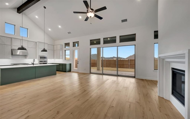 1949 Vantage Drive, Rockwall, TX 75087, 4 Bedrooms Bedrooms, ,3 BathroomsBathrooms,Residential,For Sale,1949 Vantage Drive,0,21063009