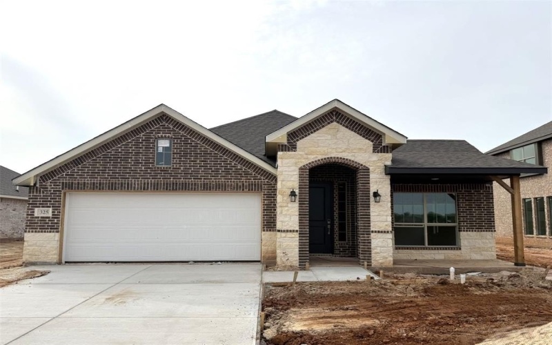 325 Los Llanos Road, Granbury, TX 76048, 3 Bedrooms Bedrooms, ,2 BathroomsBathrooms,Residential,For Sale,325 Los Llanos Road,0,21063315