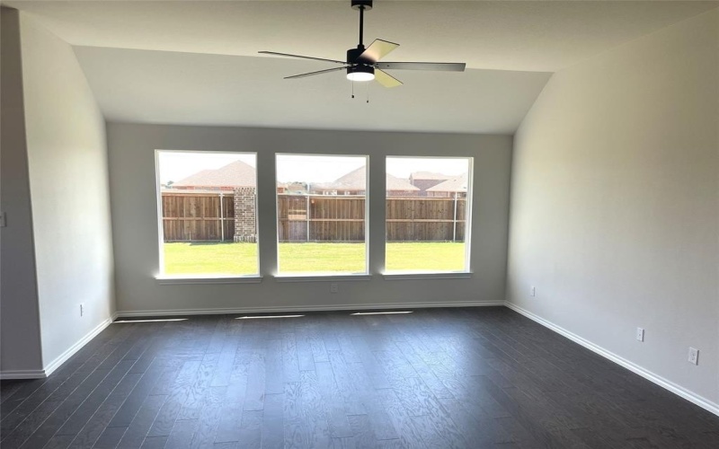 329 Los Llanos Road, Granbury, TX 76048, 3 Habitaciones Habitaciones , ,2 BañosBaños,Residential,En Venta,329 Los Llanos Road,0,21063317