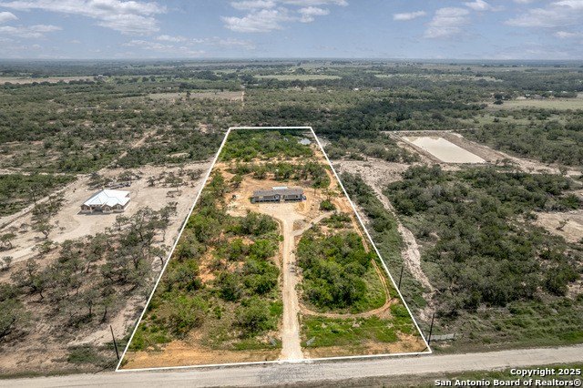 2469 County Road 124, Floresville, TX 78114, 5 Bedrooms Bedrooms, ,3 BathroomsBathrooms,Residential,For Sale,2469 County Road 124,0,1908612