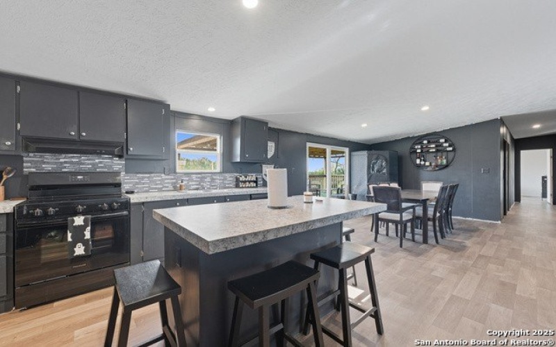 2469 County Road 124, Floresville, TX 78114, 5 Bedrooms Bedrooms, ,3 BathroomsBathrooms,Residential,For Sale,2469 County Road 124,0,1908612