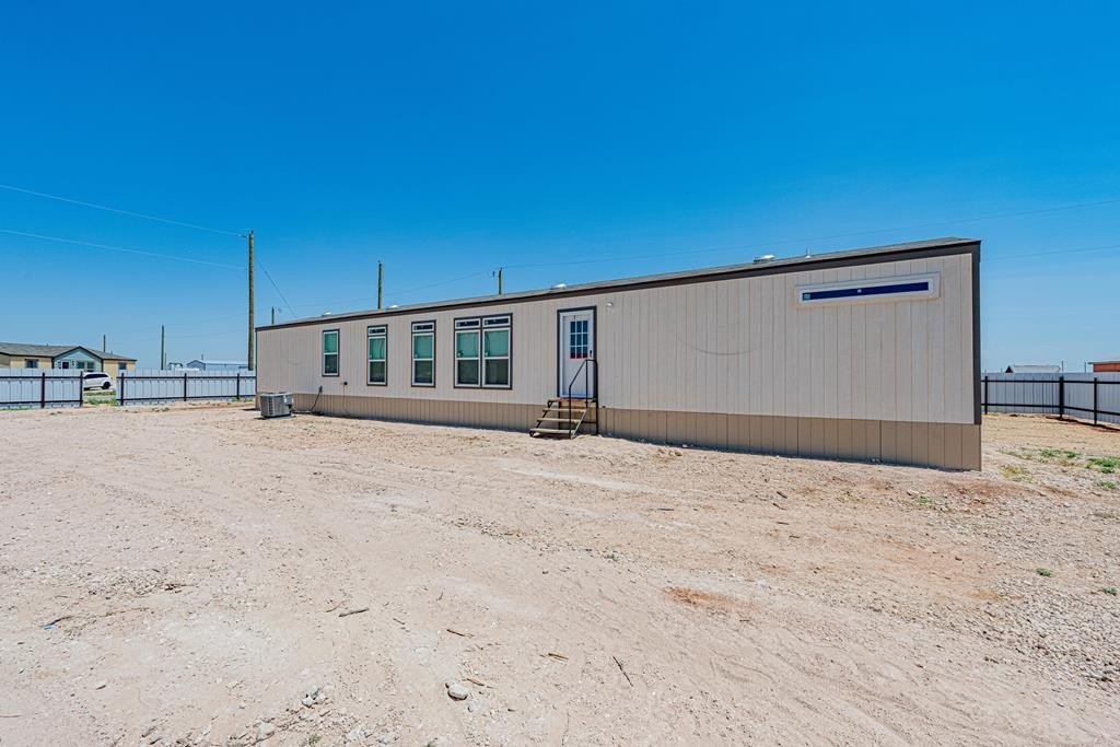 2116 Santa Anna, Midland, TX 79705, 3 Bedrooms Bedrooms, ,2 BathroomsBathrooms,Residential,For Sale,2116 Santa Anna,0,163095