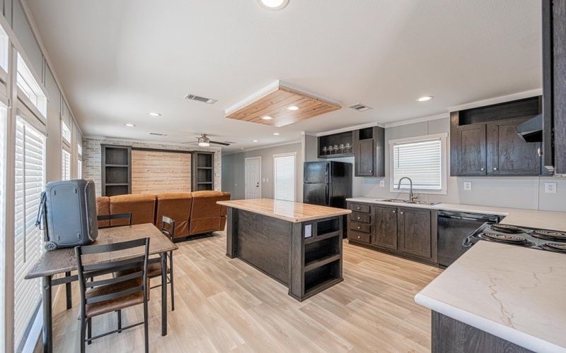 2116 Santa Anna, Midland, TX 79705, 3 Bedrooms Bedrooms, ,2 BathroomsBathrooms,Residential,For Sale,2116 Santa Anna,0,163095