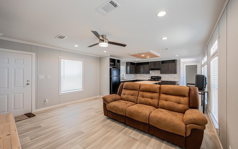 2116 Santa Anna St, Midland, TX 79705, 3 Habitaciones Habitaciones , ,2 BañosBaños,Residential,En Venta,2116 Santa Anna St,0,50085384