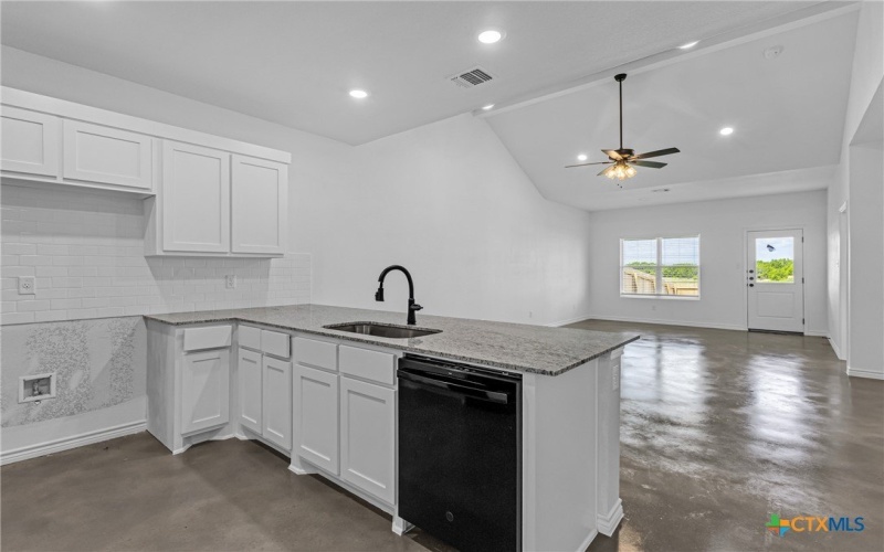 907 Smoke Tree Lane #A & B, Killeen, TX 76543, 6 Habitaciones Habitaciones , ,Residential,En Venta,907 Smoke Tree Lane,0,586551