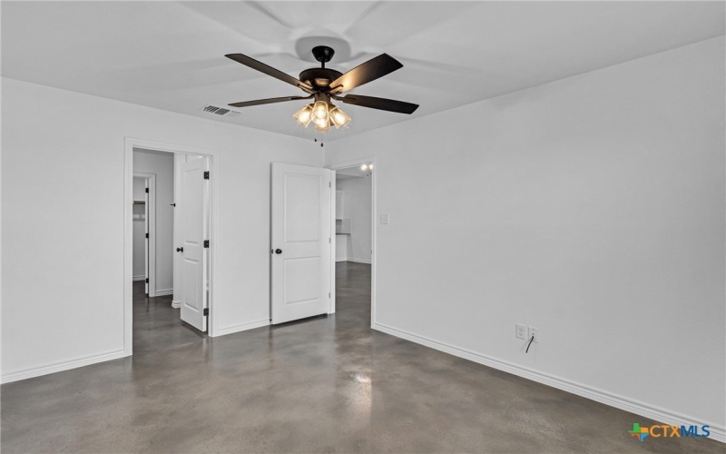 907 Smoke Tree Lane #A & B, Killeen, TX 76543, 6 Habitaciones Habitaciones , ,Residential,En Venta,907 Smoke Tree Lane,0,586551