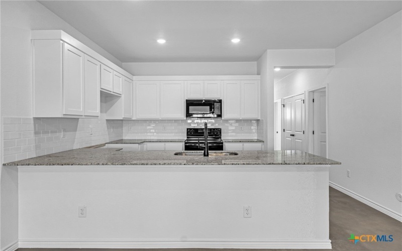 907 Smoke Tree Lane #A & B, Killeen, TX 76543, 6 Habitaciones Habitaciones , ,Residential,En Venta,907 Smoke Tree Lane,0,586551