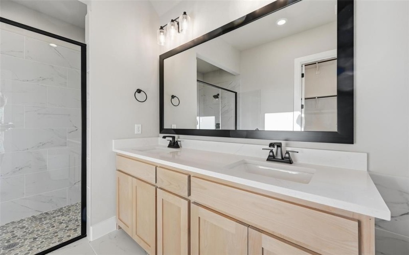 129 Mikasi, Godley, TX 76044, 4 Habitaciones Habitaciones , ,3 BañosBaños,Residential,En Venta,129 Mikasi,0,21062919