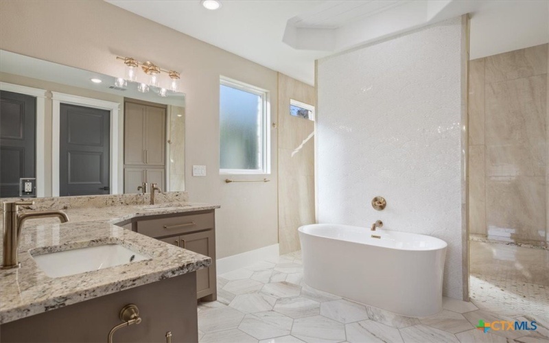 109 Cumberland Drive, Belton, TX 76513, 4 Habitaciones Habitaciones , ,5 BañosBaños,Residential,En Venta,109 Cumberland Drive,0,591377