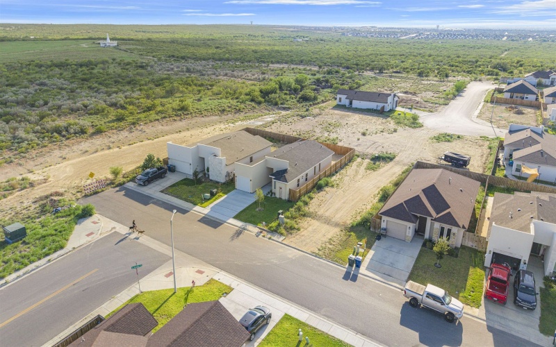 1330 El Caporal Dr., LAREDO, TX 78046, 3 Habitaciones Habitaciones , ,2 BañosBaños,Residential,En Venta,1330 El Caporal Dr.,0,20254115