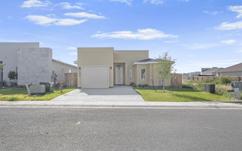 1330 El Caporal Dr., LAREDO, TX 78046, 3 Habitaciones Habitaciones , ,2 BañosBaños,Residential,En Venta,1330 El Caporal Dr.,0,20254115