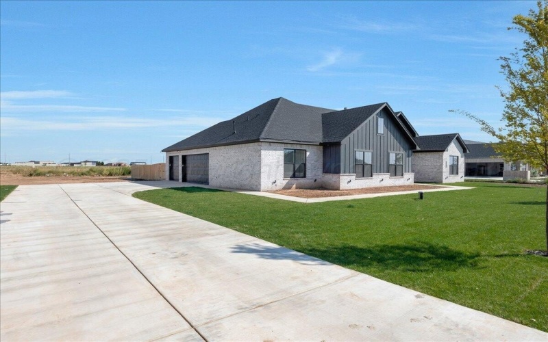 10200 CACTUS FLOWER Road, Amarillo, TX 79119, 5 Bedrooms Bedrooms, ,3 BathroomsBathrooms,Residential,For Sale,10200 CACTUS FLOWER Road,0,25-8103