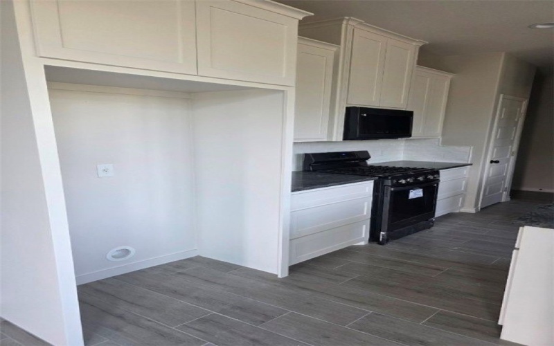 710 Mereet Drive, Corpus Christi, TX 78418, 4 Habitaciones Habitaciones , ,3 BañosBaños,Residential,En Venta,710 Mereet Drive,0,465148