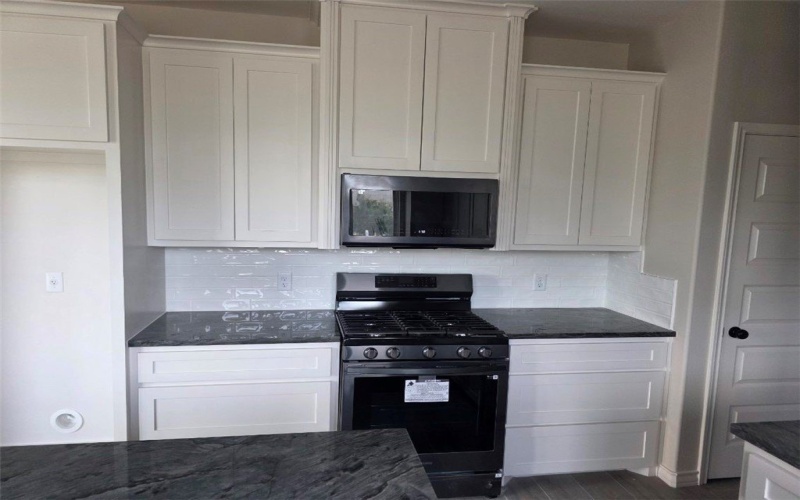 710 Mereet Drive, Corpus Christi, TX 78418, 4 Habitaciones Habitaciones , ,3 BañosBaños,Residential,En Venta,710 Mereet Drive,0,465148